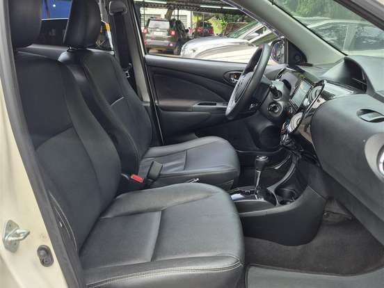 TOYOTA-ETIOS-1.5 XLS SEDAN 16V FLEX 4P AUTOMÁTICO TOYOTA-ETIOS-2017