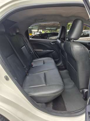 TOYOTA-ETIOS-2017
