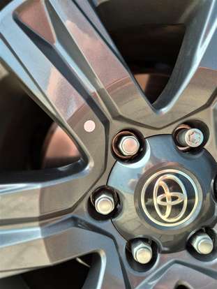 TOYOTA-HILUX-2023