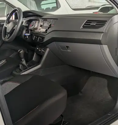 VOLKSWAGEN-POLO-2024