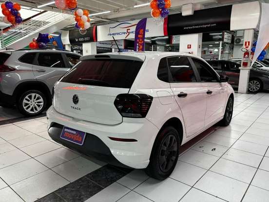 VOLKSWAGEN-POLO-2024