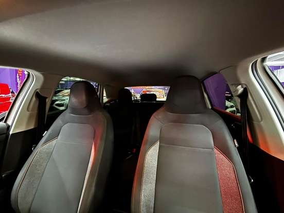 VOLKSWAGEN-POLO-2024