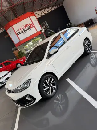 VOLKSWAGEN VIRTUS 1.0 200 TSI HIGHLINE AUTOMÁTICO VOLKSWAGEN VIRTUS 1.0 200 TSI HIGHLINE AUTOMÁTICO