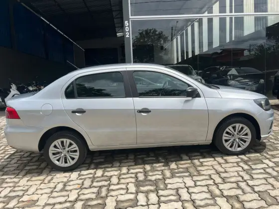 VOLKSWAGEN VOYAGE 1.6 MSI TOTALFLEX 4P MANUAL VOLKSWAGEN VOYAGE 1.6 MSI TOTALFLEX 4P MANUAL