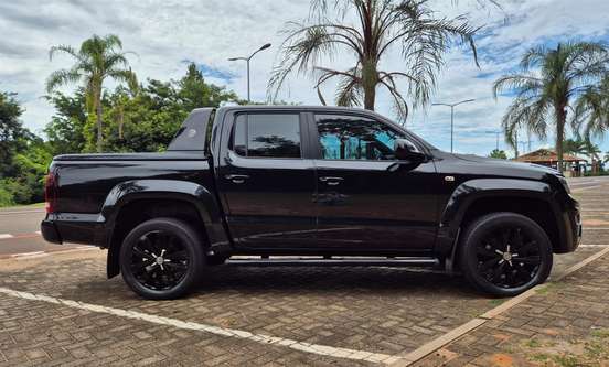 VOLKSWAGEN-AMAROK-2021