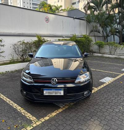 VOLKSWAGEN JETTA 2.0 COMFORTLINE FLEX 4P TIPTRONIC