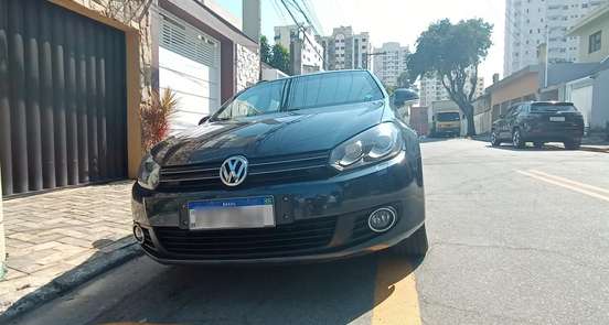 VOLKSWAGEN-JETTA-2010