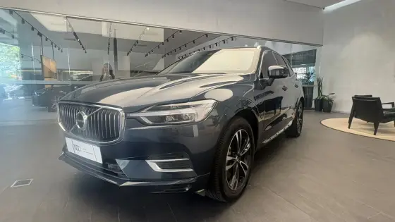 VOLVO XC60 2.0 T8 HYBRID MOMENTUM AWD GEARTRONIC
