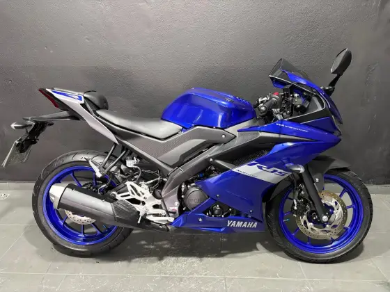 YAMAHA YZF R15 