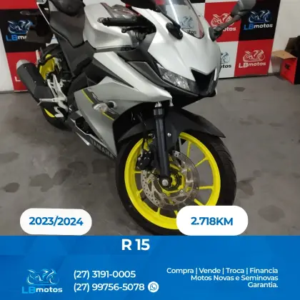 YAMAHA YZF R15 