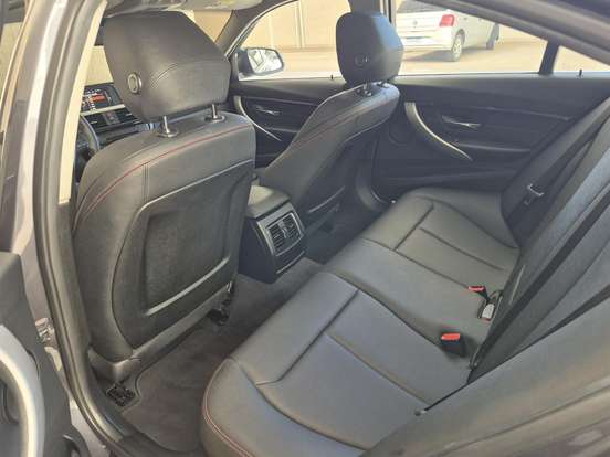 BMW-320i-2.0 SPORT 16V TURBO ACTIVE FLEX 4P AUTOMÁTICO BMW-320i-2016