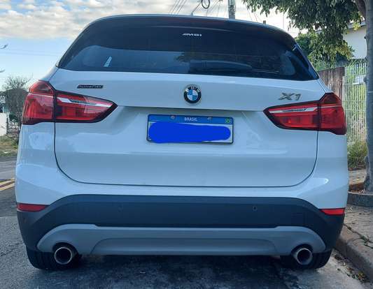 BMW-X1-2.0 16V TURBO ACTIVEFLEX SDRIVE20I 4P AUTOMÁTICO BMW-X1-2017