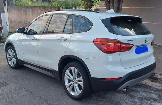 BMW-X1-2.0 16V TURBO ACTIVEFLEX SDRIVE20I 4P AUTOMÁTICO BMW-X1-2017