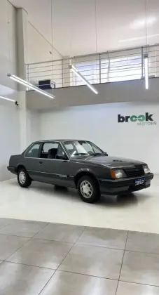 CHEVROLET MONZA 1.8 SL/E 8V GASOLINA 4P MANUAL CHEVROLET MONZA 1.8 SL/E 8V GASOLINA 4P MANUAL
