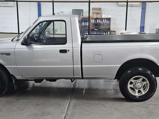 FORD-RANGER-4.0 XLT 4X4 CS V6 12V GASOLINA 2P MANUAL FORD-RANGER-1998