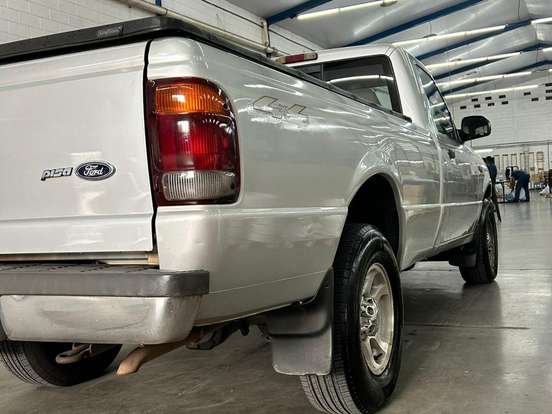 FORD-RANGER-4.0 XLT 4X4 CS V6 12V GASOLINA 2P MANUAL FORD-RANGER-1998