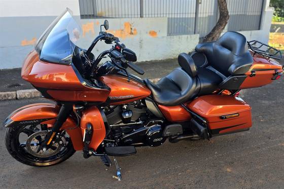 HARLEY-DAVIDSON ROAD GLIDE LIMITED 