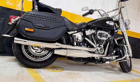 HARLEY-DAVIDSON-SOFTAIL HERITAGE CLASSIC 114-2022