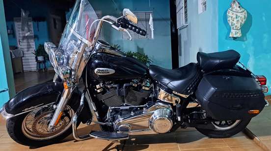 HARLEY-DAVIDSON-SOFTAIL HERITAGE CLASSIC 114-2022
