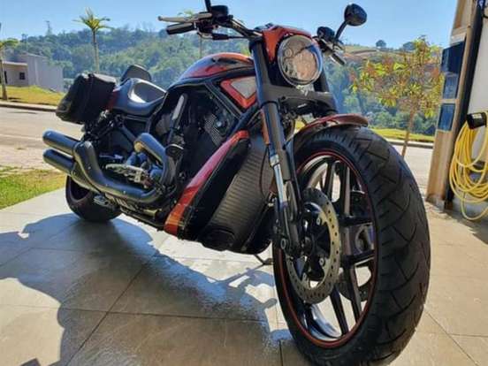 HARLEY-DAVIDSON-V-ROD MUSCLE HARLEY-DAVIDSON-V-ROD MUSCLE-2012
