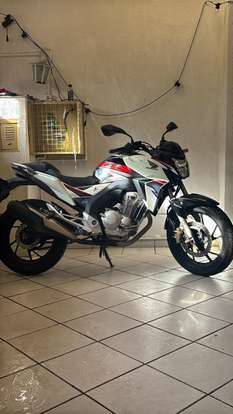 HONDA-CB TWISTER-2018