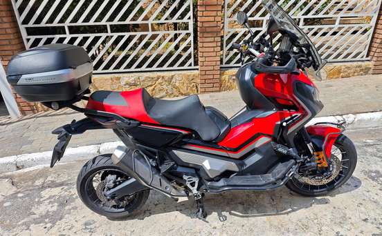 HONDA-X-ADV-2021