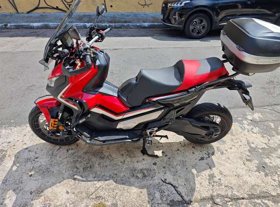 HONDA-X-ADV-2021