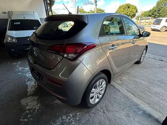HYUNDAI-HB20-1.6 COMFORT PLUS 16V FLEX 4P MANUAL HYUNDAI-HB20-2018