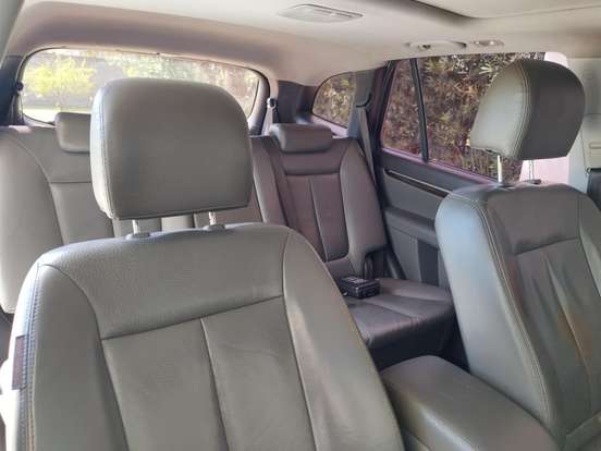 HYUNDAI-SANTA FÉ-3.5 MPFI GLS V6 24V 285CV GASOLINA 4P AUTOMÁTICO HYUNDAI-SANTA FÉ-2010