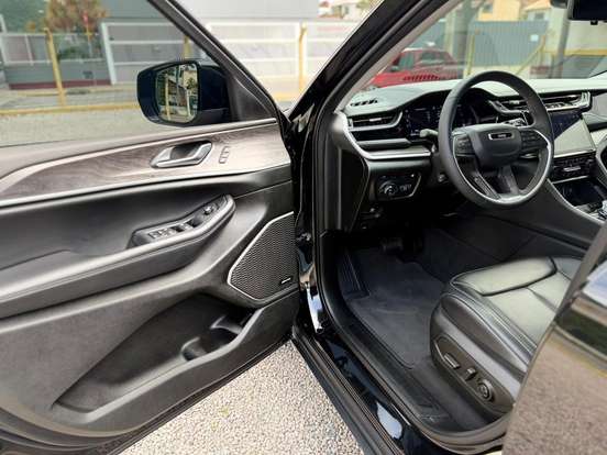 JEEP-GRAND CHEROKEE-2.0 TURBO HÍBRIDO 4XE AT8 JEEP-GRAND CHEROKEE-2023