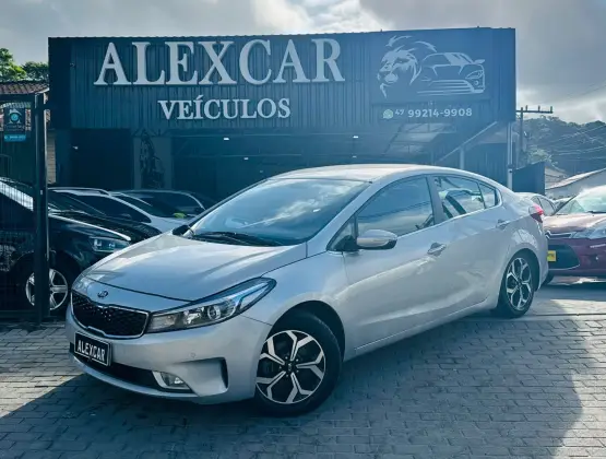 KIA CERATO 1.6 SX 16V FLEX 4P AUTOMÁTICO KIA CERATO 1.6 SX 16V FLEX 4P AUTOMÁTICO