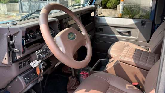 LAND ROVER-DEFENDER-2001