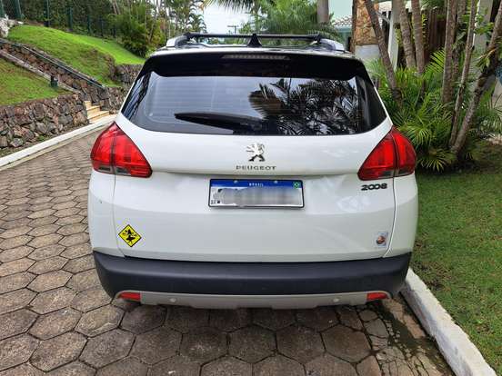 PEUGEOT-2008-1.6 16V FLEX ALLURE 4P AUTOMÁTICO PEUGEOT-2008-2015