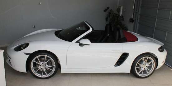 PORSCHE-718-2024
