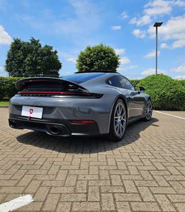 PORSCHE-911-2025