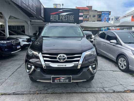 TOYOTA-HILUX SW4-2.8 SRX 4X4 16V TURBO INTERCOOLER DIESEL 4P AUTOMÁTICO TOYOTA-HILUX SW4-2019