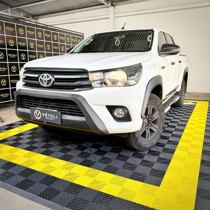 TOYOTA HILUX 2.8 SR CHALLENGE 4X4 CD 16V DIESEL 4P AUTOMÁTICO