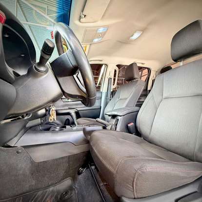TOYOTA-HILUX-2.8 SR CHALLENGE 4X4 CD 16V DIESEL 4P AUTOMÁTICO TOYOTA-HILUX-2017