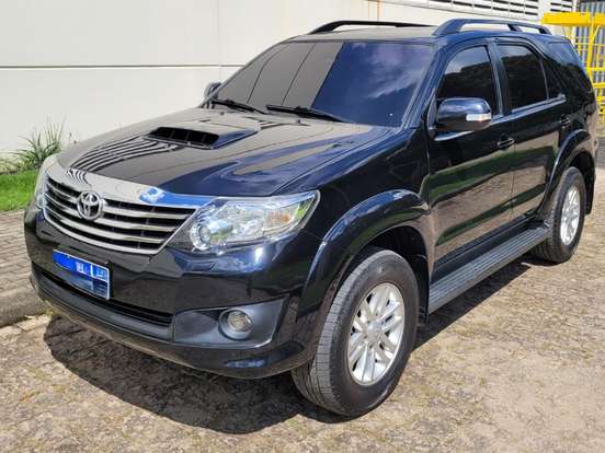 TOYOTA-HILUX SW4-3.0 SRV 4X4 16V TURBO INTERCOOLER DIESEL 4P AUTOMÁTICO TOYOTA-HILUX SW4-2013