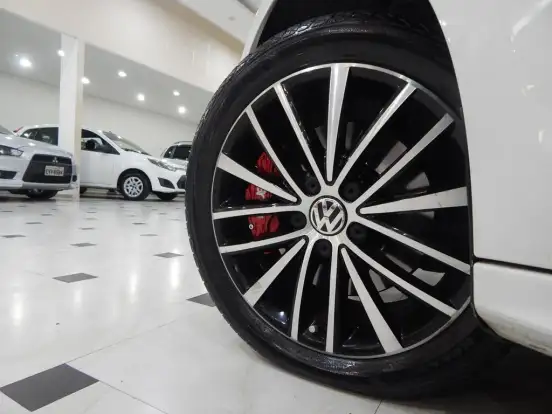 VOLKSWAGEN-JETTA-2.0 TSI HIGHLINE 211CV GASOLINA 4P TIPTRONIC VOLKSWAGEN-JETTA-2014