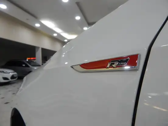 VOLKSWAGEN-JETTA-2014