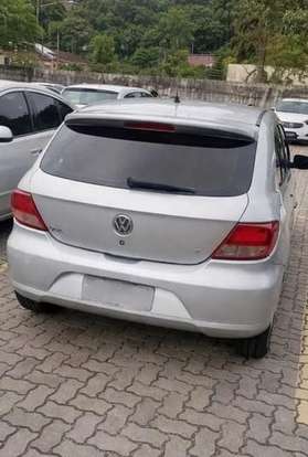 VOLKSWAGEN-GOL-2010