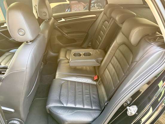 VOLKSWAGEN-GOLF-2013