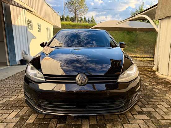 VOLKSWAGEN-GOLF-2013