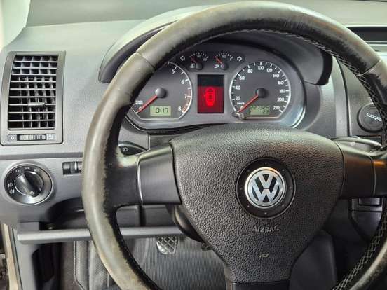 VOLKSWAGEN-POLO-1.6 MI 8V FLEX 4P MANUAL VOLKSWAGEN-POLO-2008