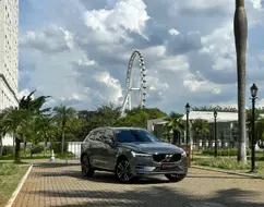 VOLVO XC60 2.0 T8 HYBRID MOMENTUM AWD GEARTRONIC VOLVO XC60 2.0 T8 HYBRID MOMENTUM AWD GEARTRONIC