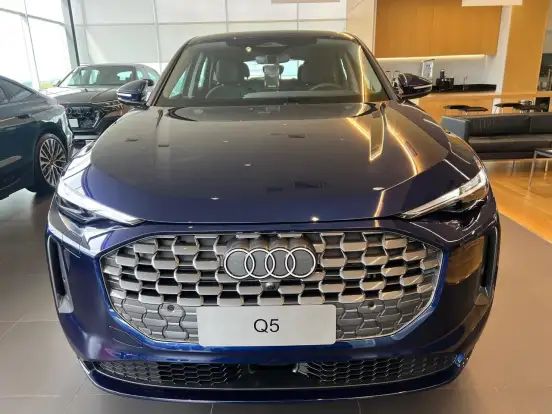 AUDI-Q5-2025