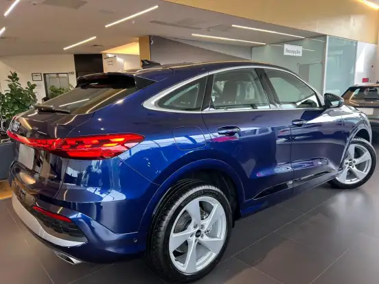 AUDI-Q5-2.0 TFSI GASOLINA ADVANCED QUATTRO S TRONIC AUDI-Q5-2025