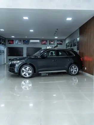 AUDI Q5 2.0 TFSI GASOLINA AMBIENTE S TRONIC