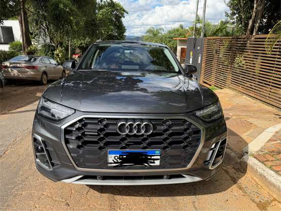 AUDI-Q5-2023
